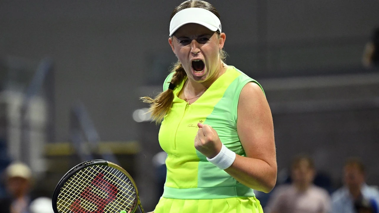 Ostapenko sredila Swiatek 