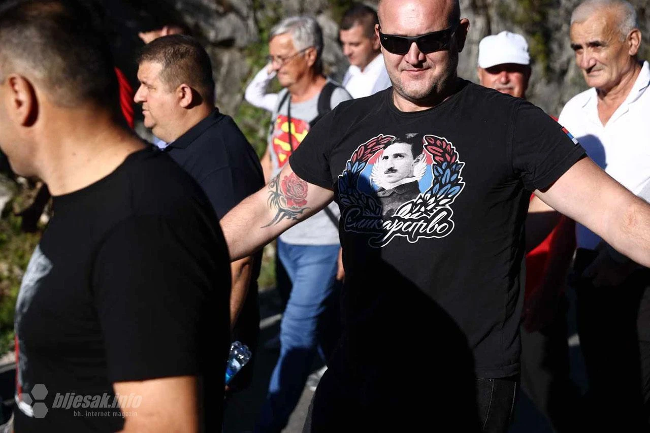 Nevesinje: Jedinstvo srpskog naroda i srpsko viteštvo mogu očuvati Republiku Srpsku