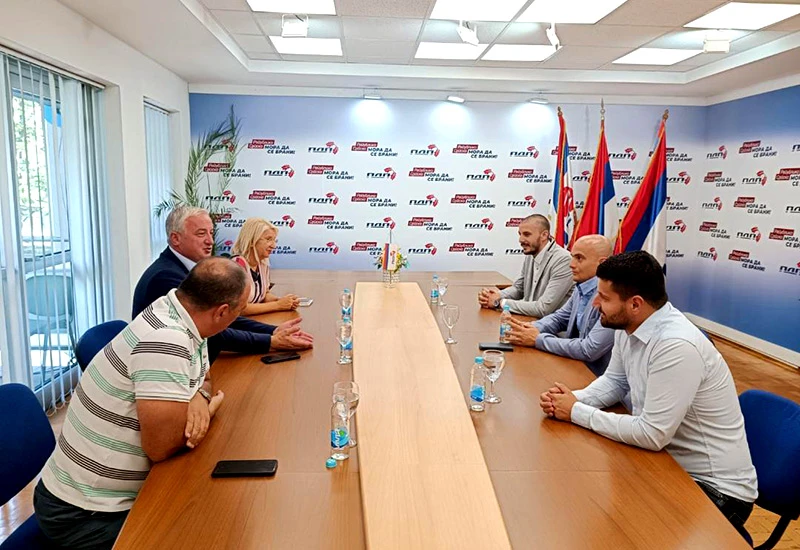 Borenović i Raguž tvrde da su najviše pokradeni na izborima