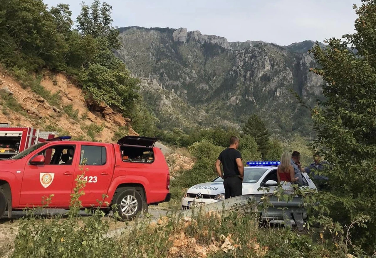 HNŽ – 17 požara, izvlačenje automobila i zmije iz ambulante 
