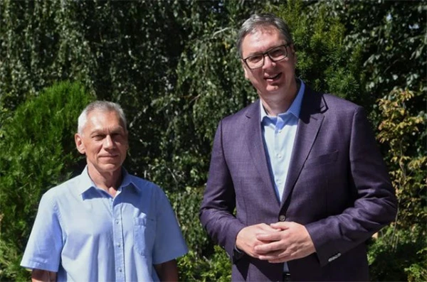 Vučić s ruskim veleposlanikom o regiji