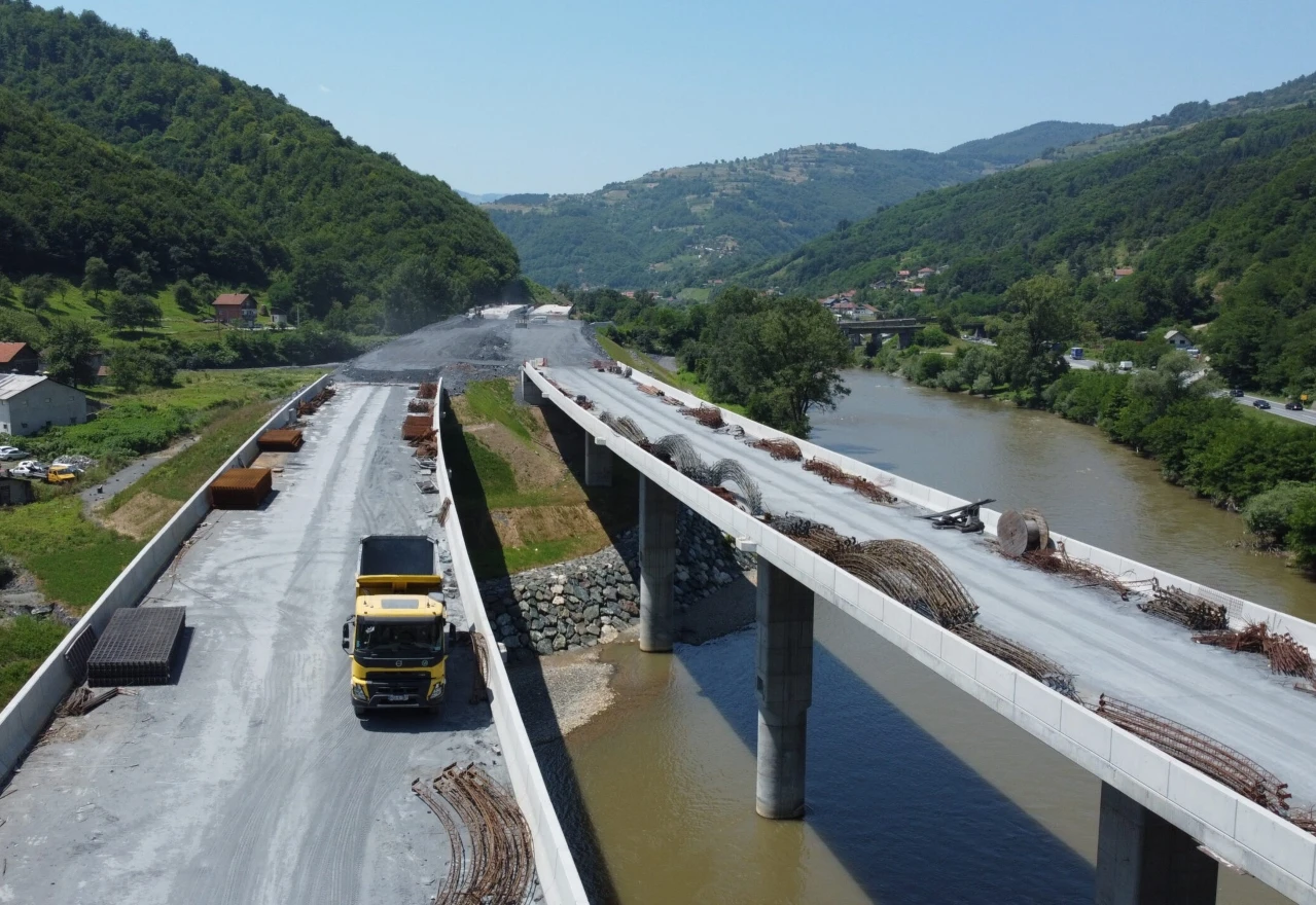 VIDEO | Najduža trasa Koridora 5c: Pripremni radovi u tijeku