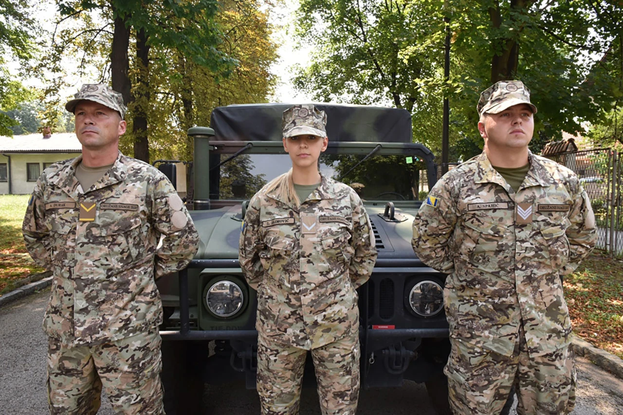 Vojnici u BiH dobili nove uniforme