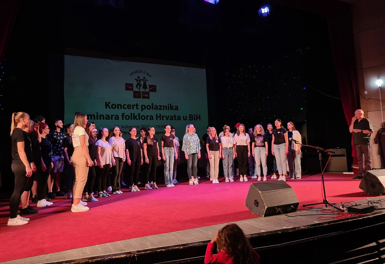 Svečanim koncertom završio deveti Seminar folklora Hrvata u BiH