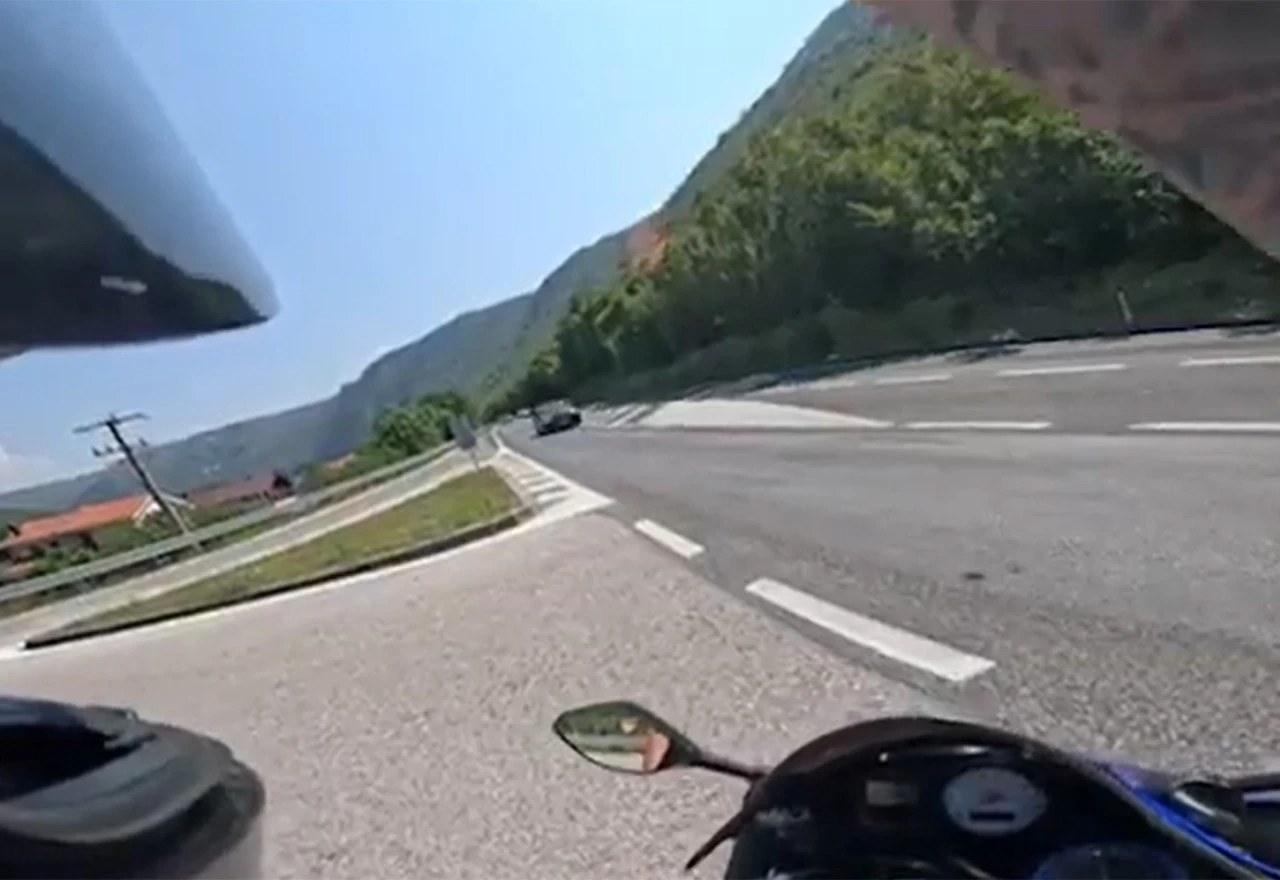 Mostar - Još jedno opasno preticanje