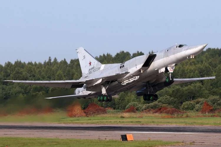 Danski avioni presreli ruske bombardere 