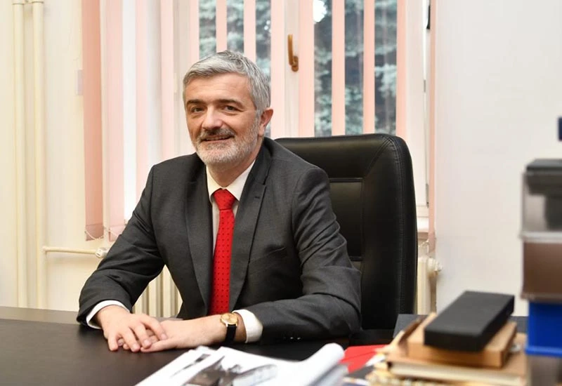 Izglasan opoziv Srđana Mandića, slijedi referendum