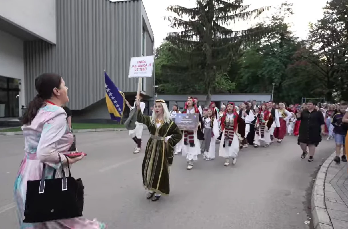 Bunt protiv nasilja - prosvjednici autobusima dolaze u Jablanicu