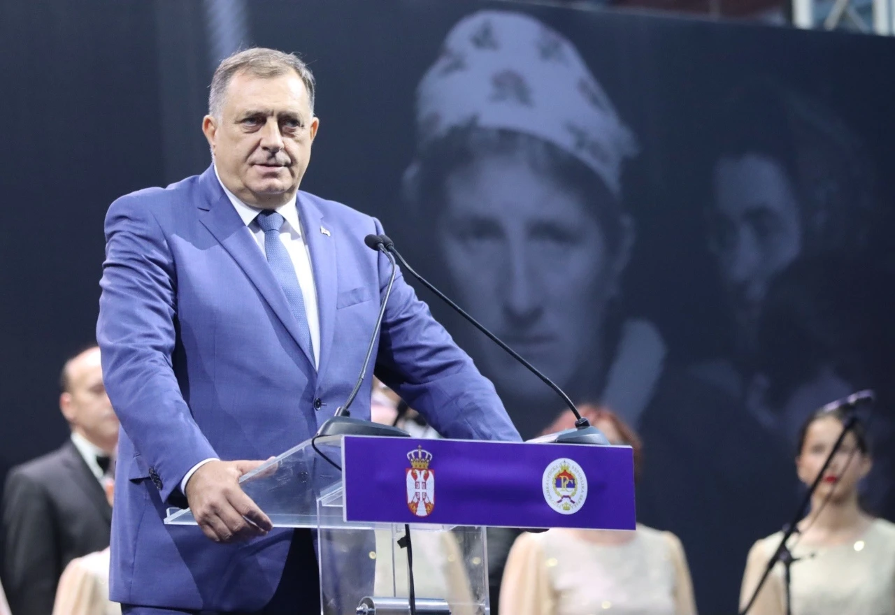 Agencija preuzela odgovornost za spornu fotografiju i "oplela" po Oluji