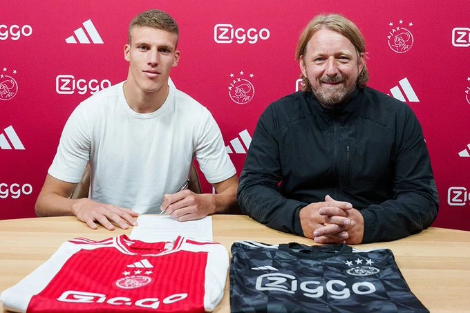 Ajax doveo hrvatskog stopera, ali se ne preziva Šutalo