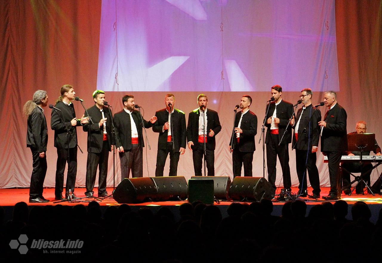 Klapa Cambi na hercegovačkoj pozornici: Rezervirajte 17. kolovoz!