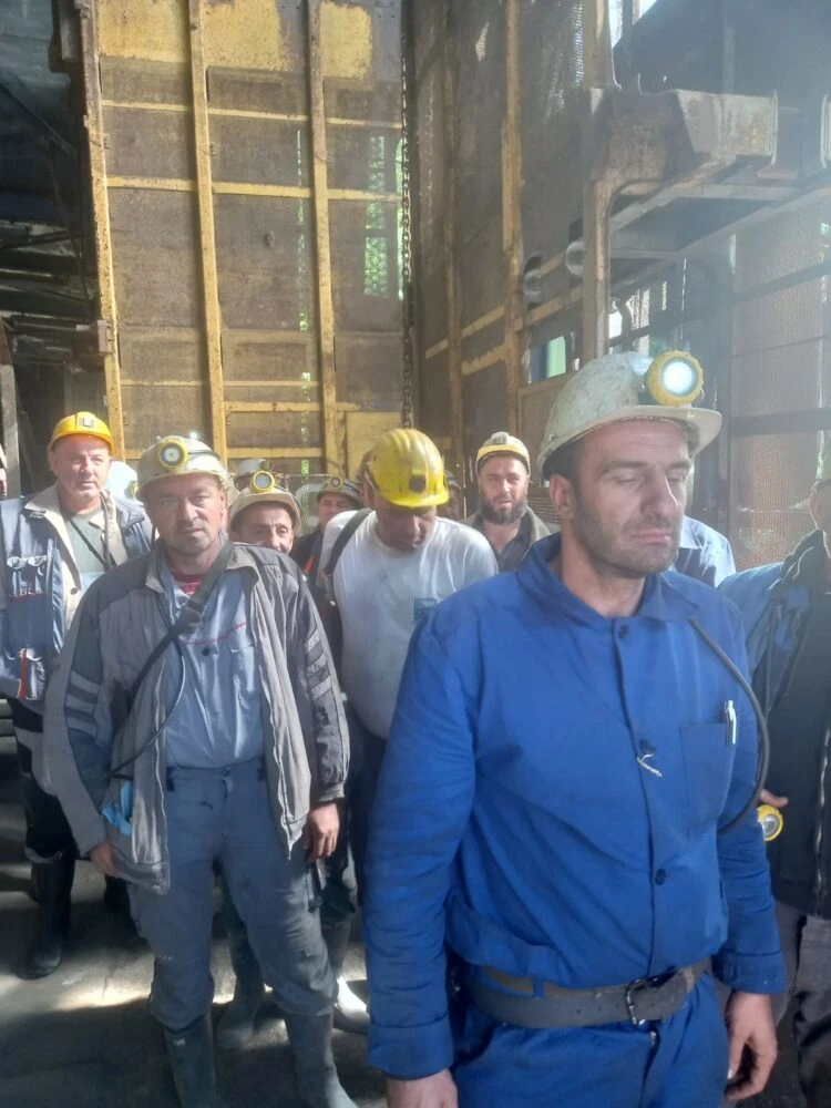 Nakon dvije noći pod zemljom - rudari očekuju potez nadležnih