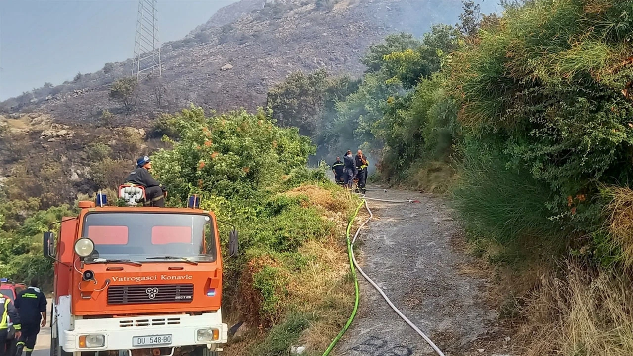 Borbe sa požarom kod Dubrovnika i dalje traju, požar se proširio na BiH
