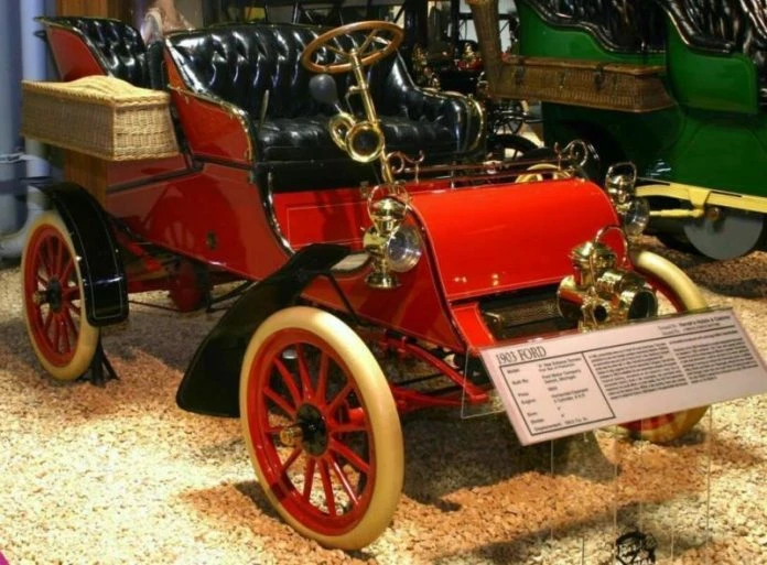 Prije točno 120 godina Ford je prodao prvi automobil