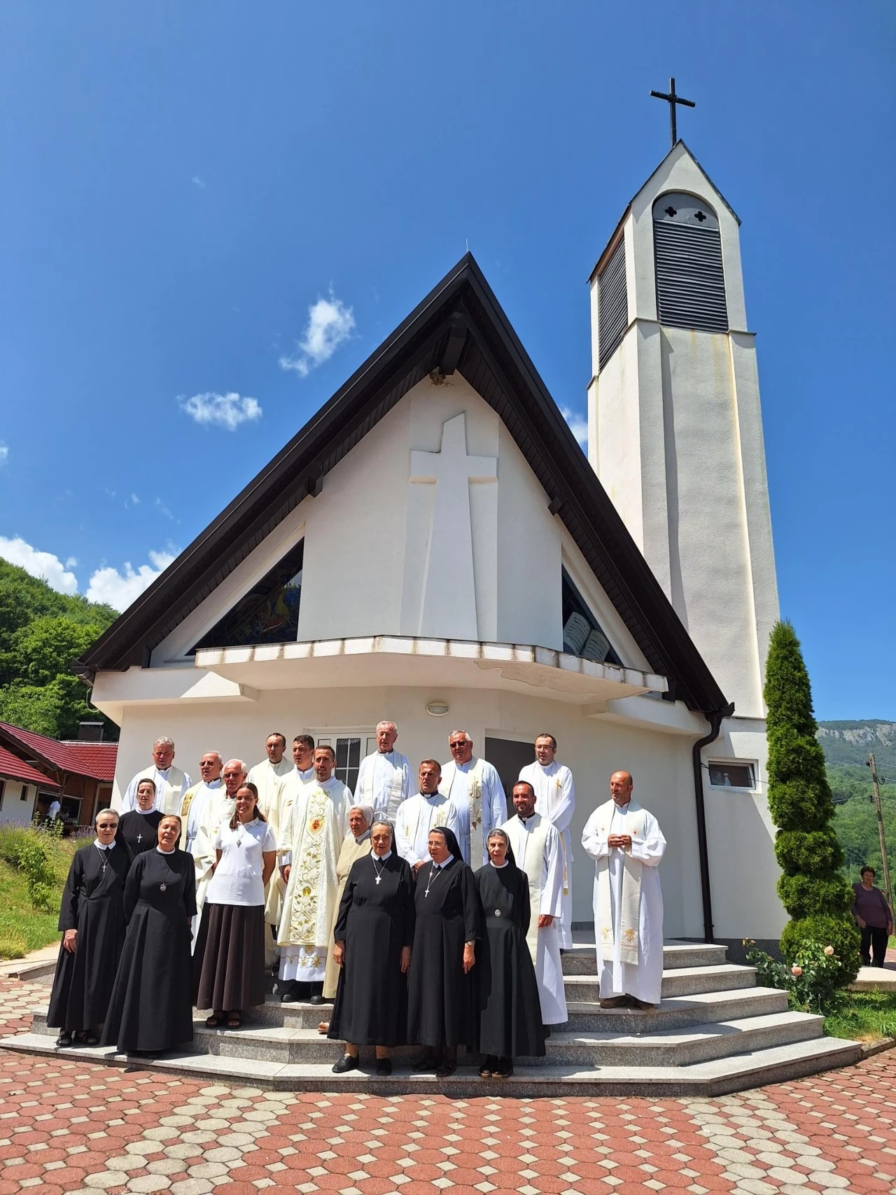 Mlada misa u opustjeloj hercegovačkoj župi