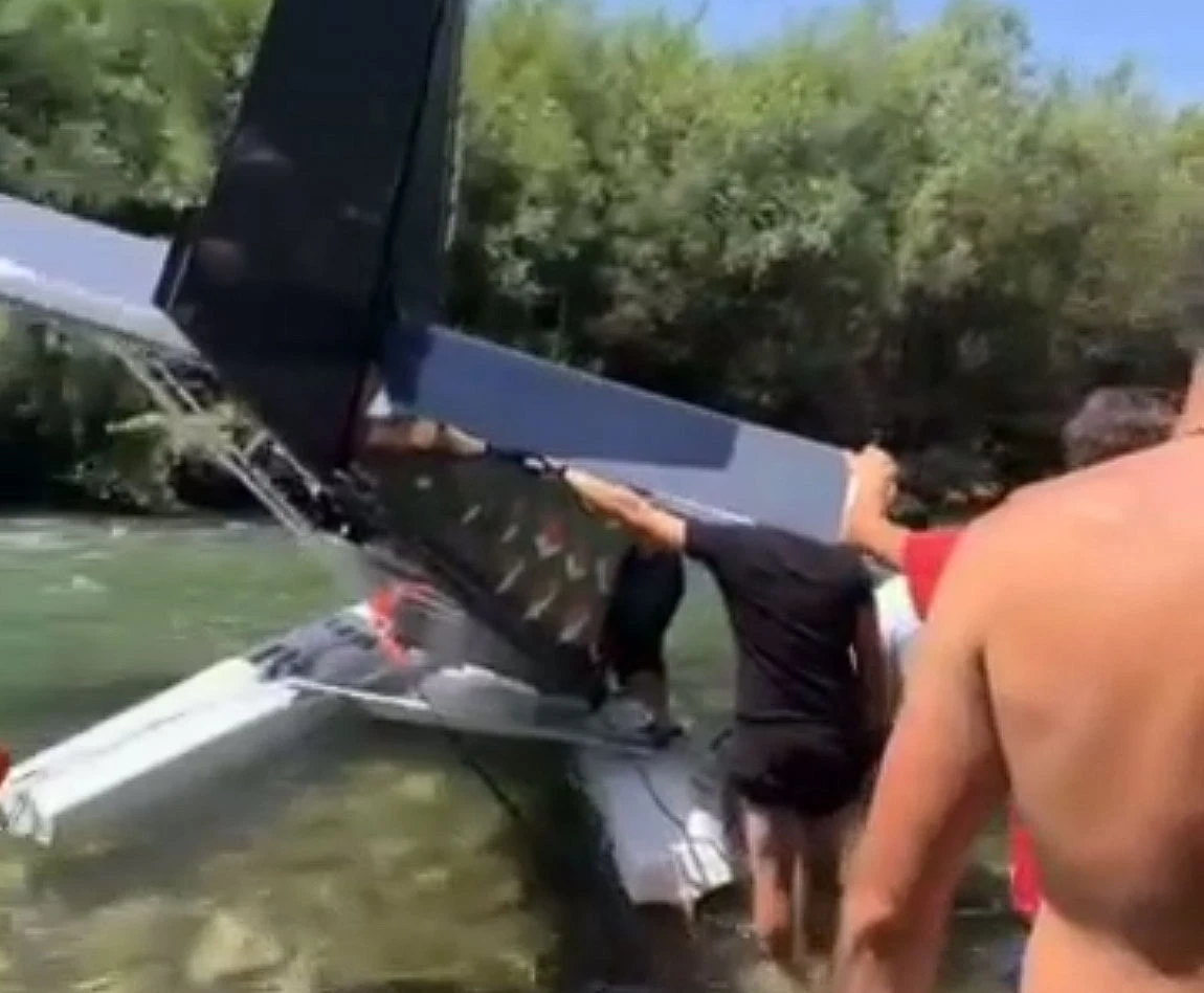 Pao avion kod Berana, srušio se u rijeku