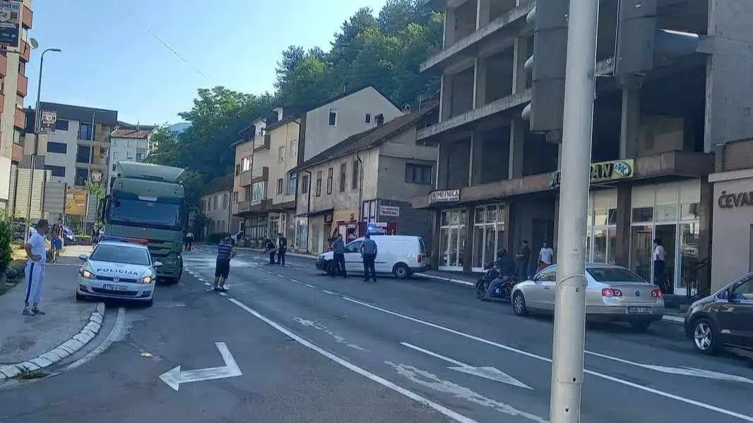 Konjic: Preminuo pješak