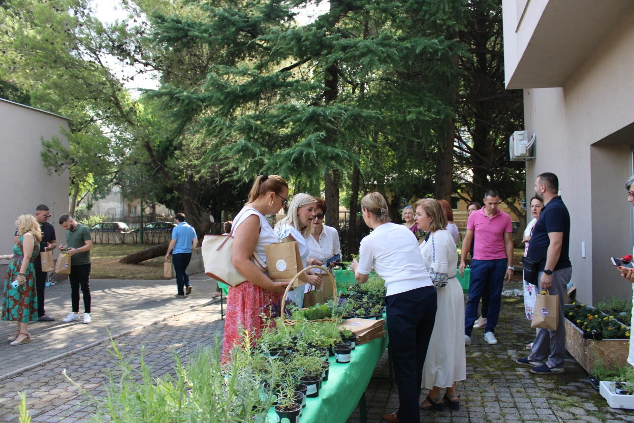 U Mostaru se dijelili savjeti o uzgoju ljekovitog, začinskog i ukrasnog bilja