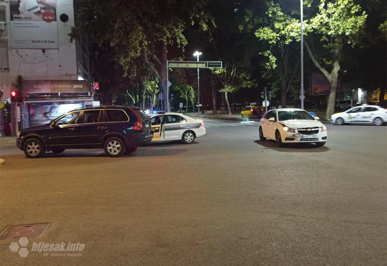 Mostar: Sudarili se Volvo i Chevrolet