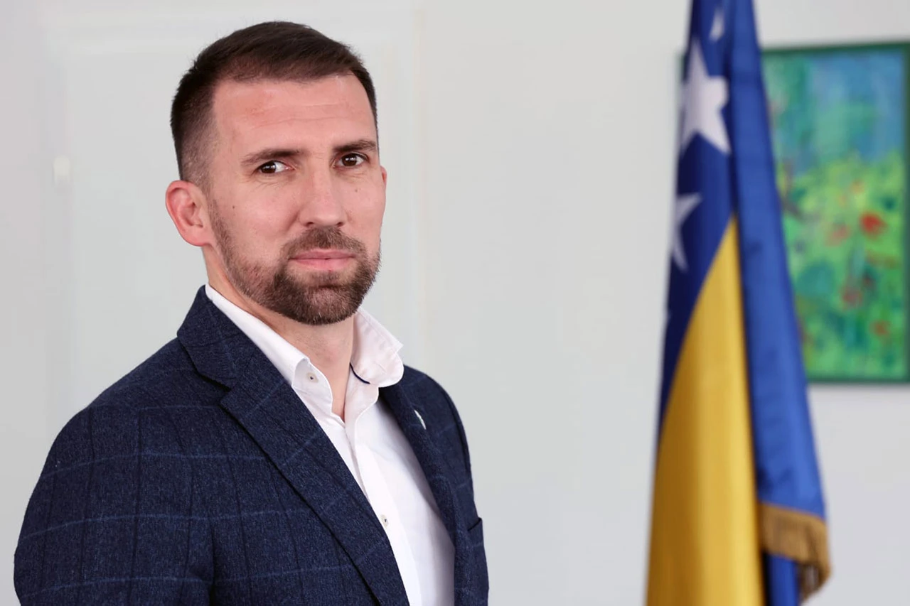 Pušteni nalozi za lipanjske naknade roditeljima - njegovateljima