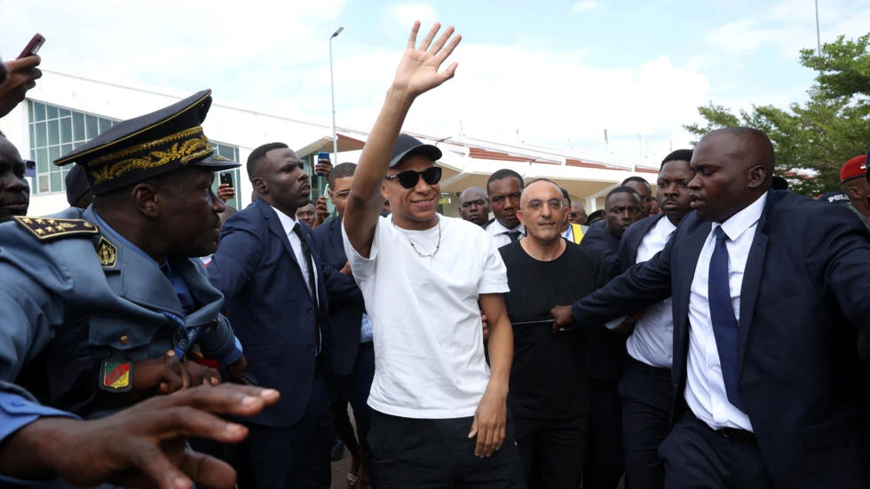 VIDEO I Mbappé posjetio rodni Kamerun