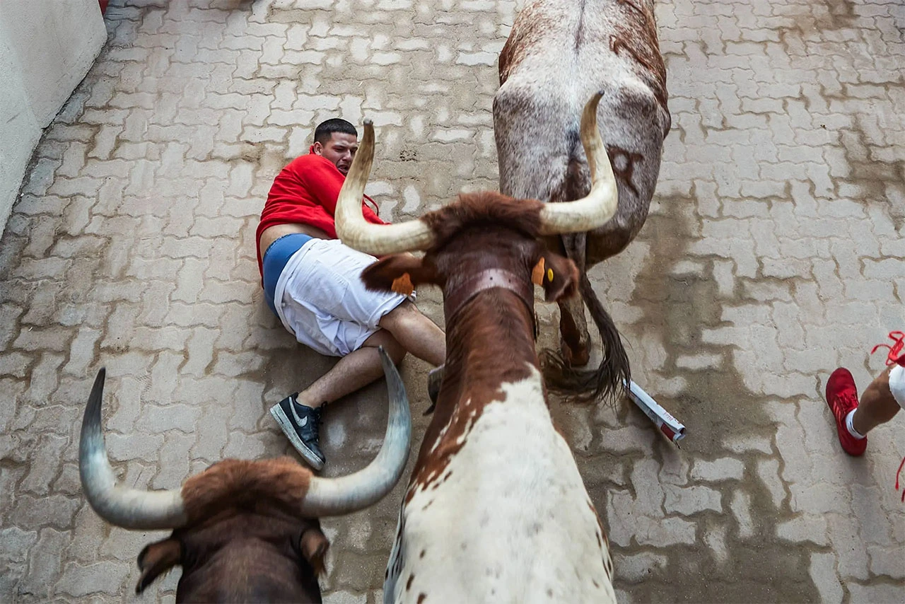 Počele trke s bikovima u Pamploni