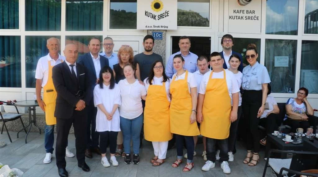 Izaslanstvo Vlade ZHŽ u Kutku sreće