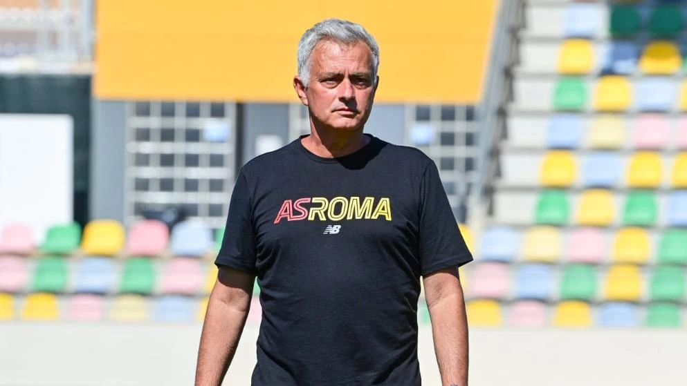 Mourinho ostaje u Romi, ne zanima ga saudijski novac