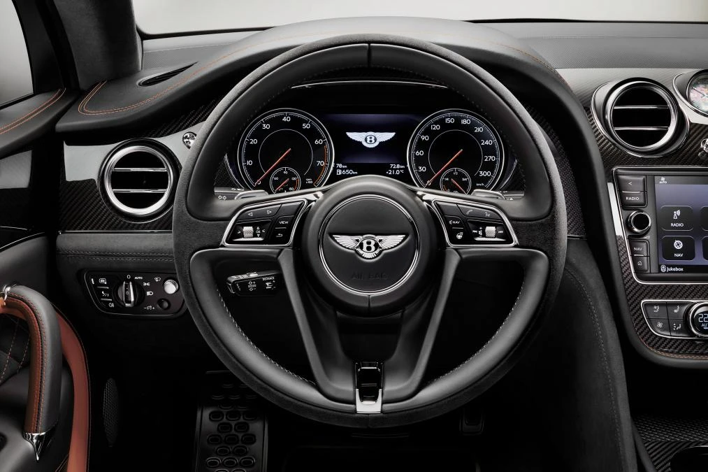 Bentley ''izbacuje'' pet električnih automobila