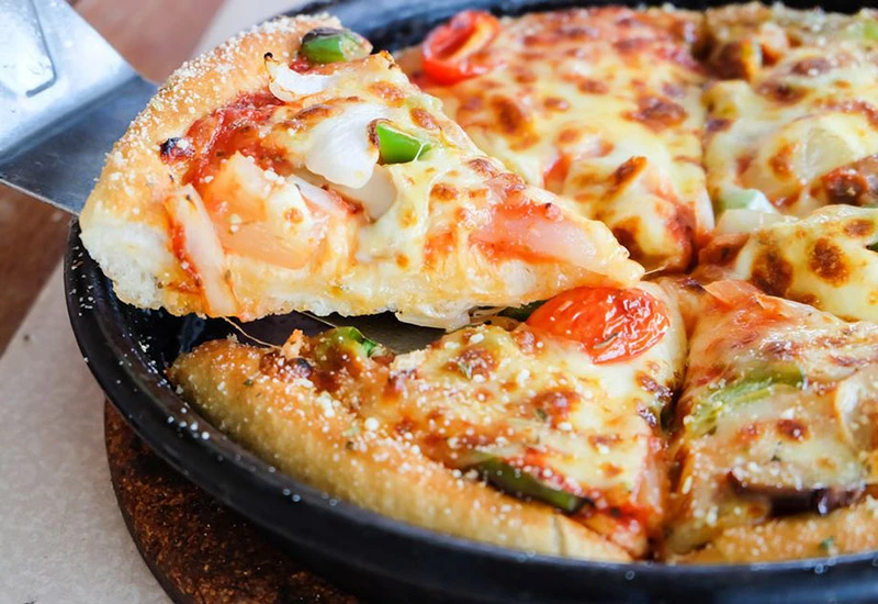 Pizza u tavi za 10 minuta