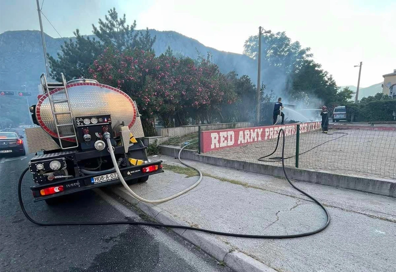 Na Tekiji gorjelo smeće