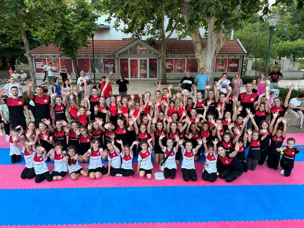 Mostarci uz gimnastički show uživali na 'Danu gimnastike'