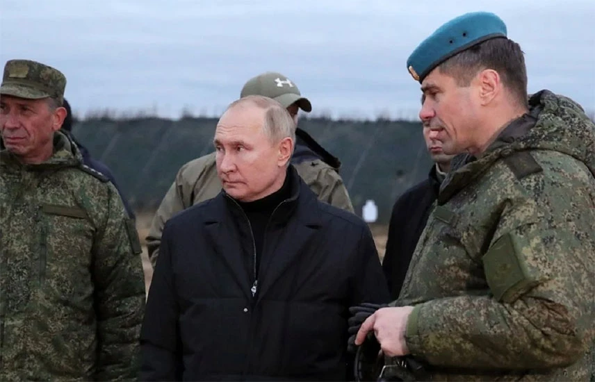 Ukrajina očekuje poziv u NATO, Putin prijeti novim oružjem