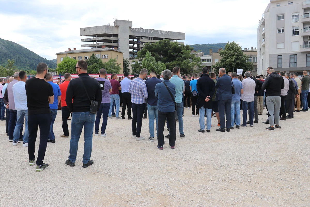 Medžlis IZ Mostar najavio nastavak prosvjeda zbog gradnje zgrade kazališta