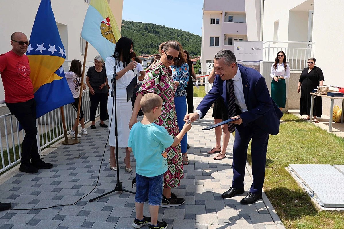 Trideset obitelji dobilo nove stanove u Čapljini