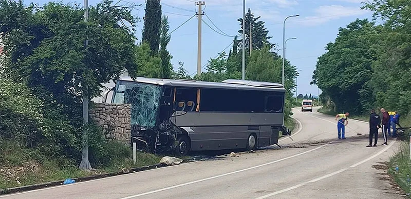 Trebinje: Vozač autobusa najvjerojatnije zaspao
