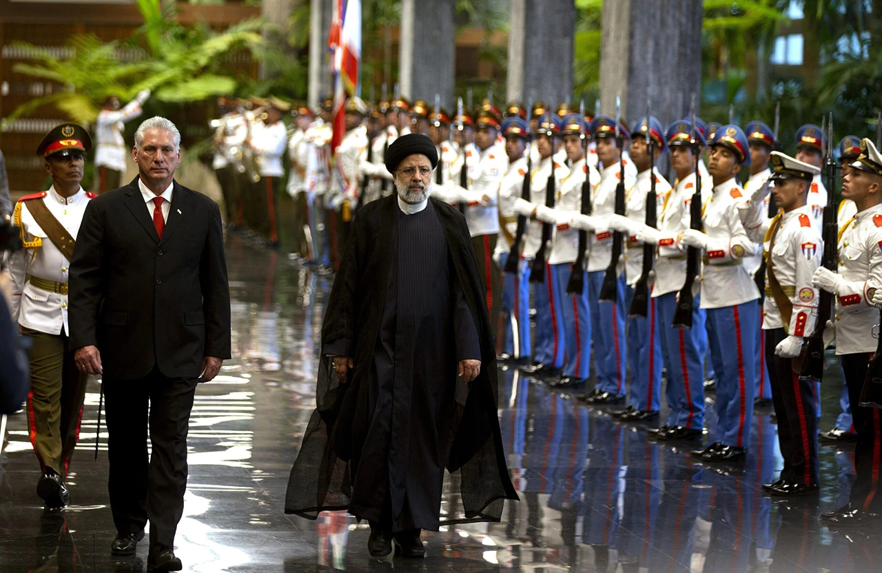Kuba i Iran učvršćuju veze pred “agresivnom politikom” SAD-a