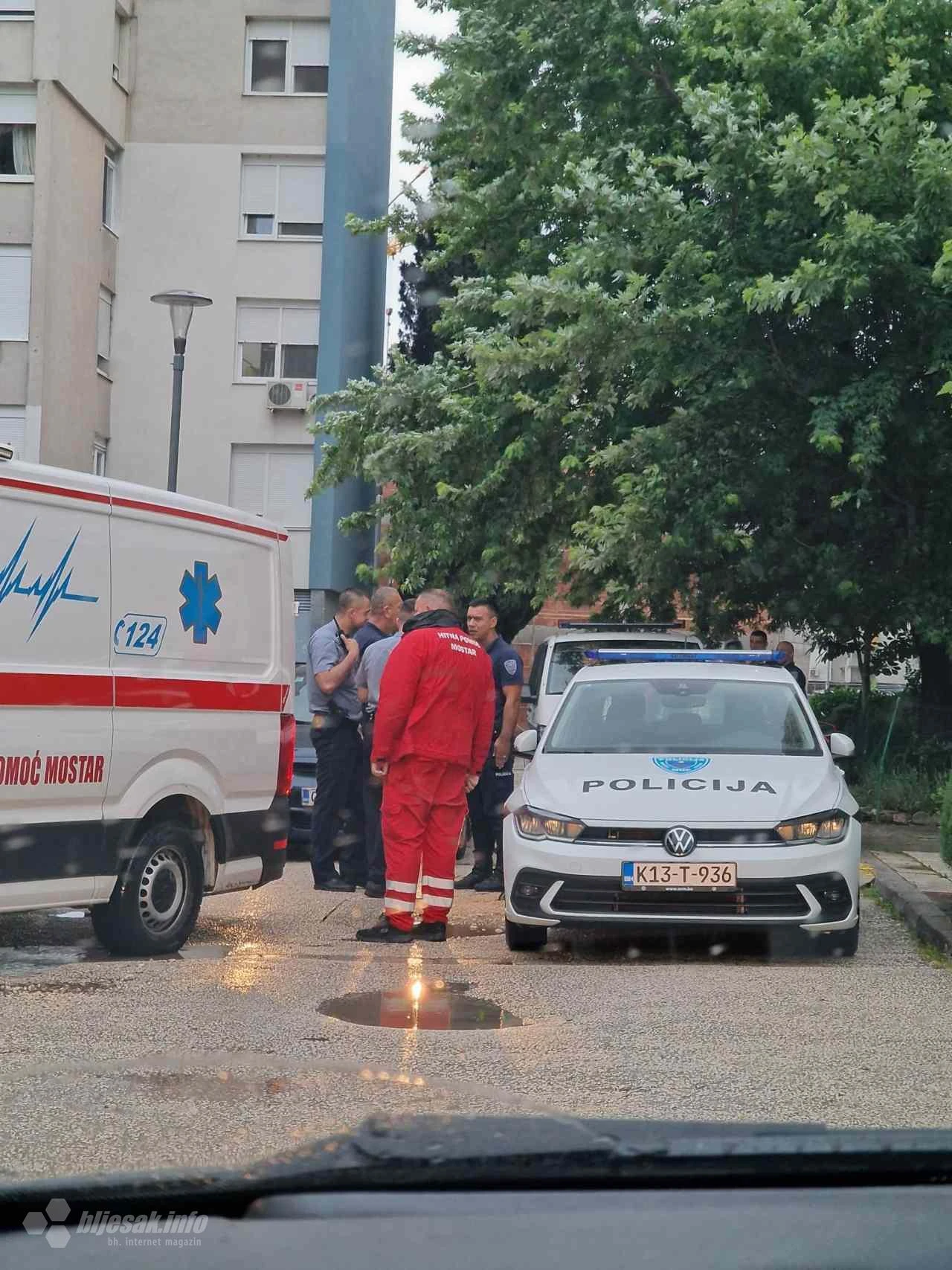 Mostar: Sudarili se policija i vozilo Hitne pomoći 