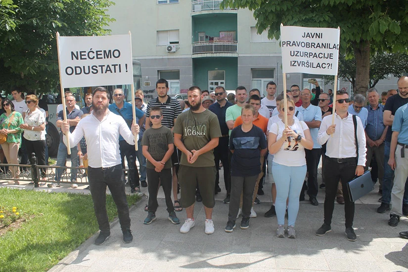 Prosvjed zbog izgradnje kazališta u Mostaru: Neće se mirno promatrati
