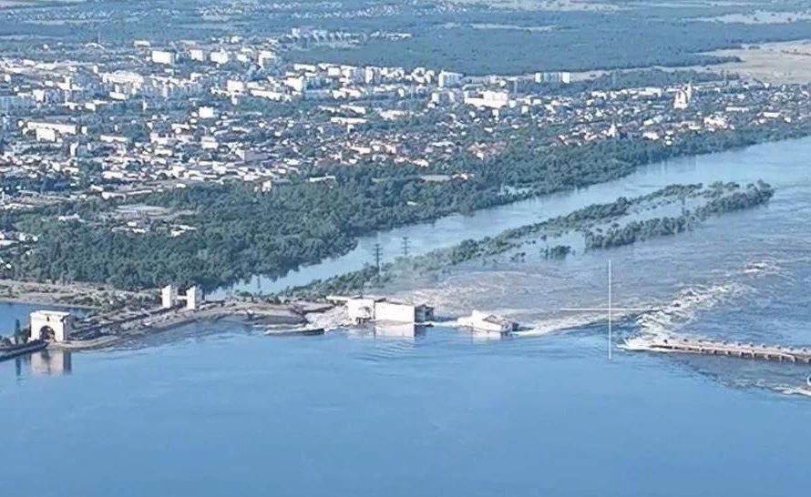 Oko 42.000 ljudi ugroženo od poplava nakon urušavanja brane Nova Kahovka