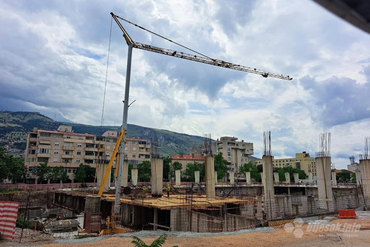 Sportska dvorana u Mostaru: Izvode se radovi na ploči