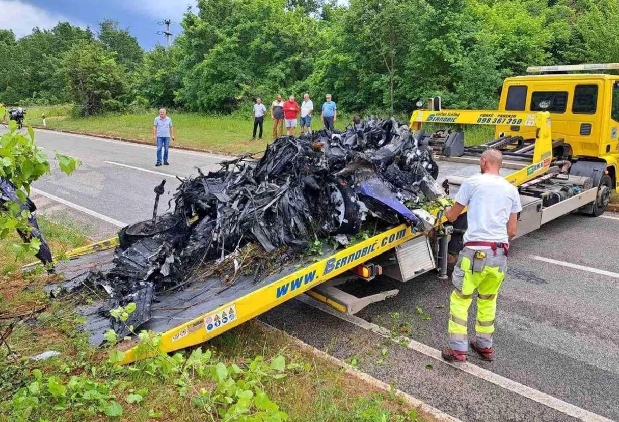 Hrvatska: Stravičan sudar supersportskog automobila, putnici  preživjeli