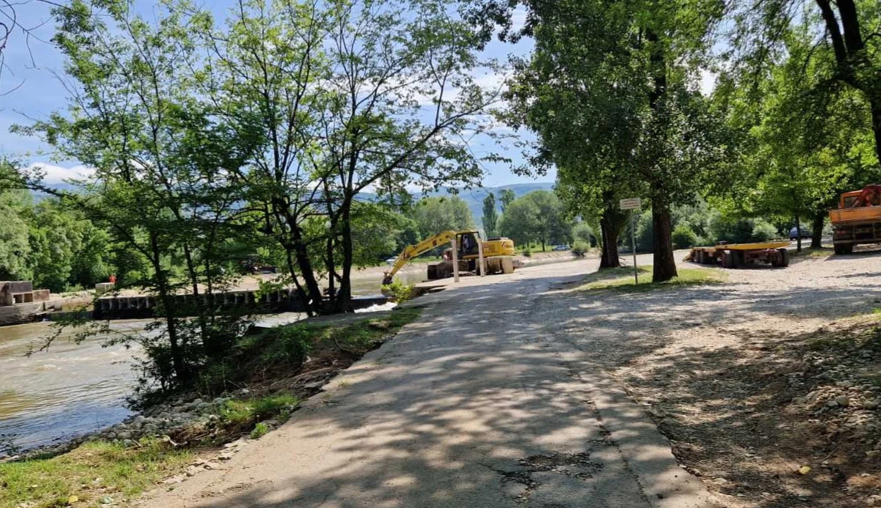 Uklanja se opasnost? Krenuli radovi na Bunici