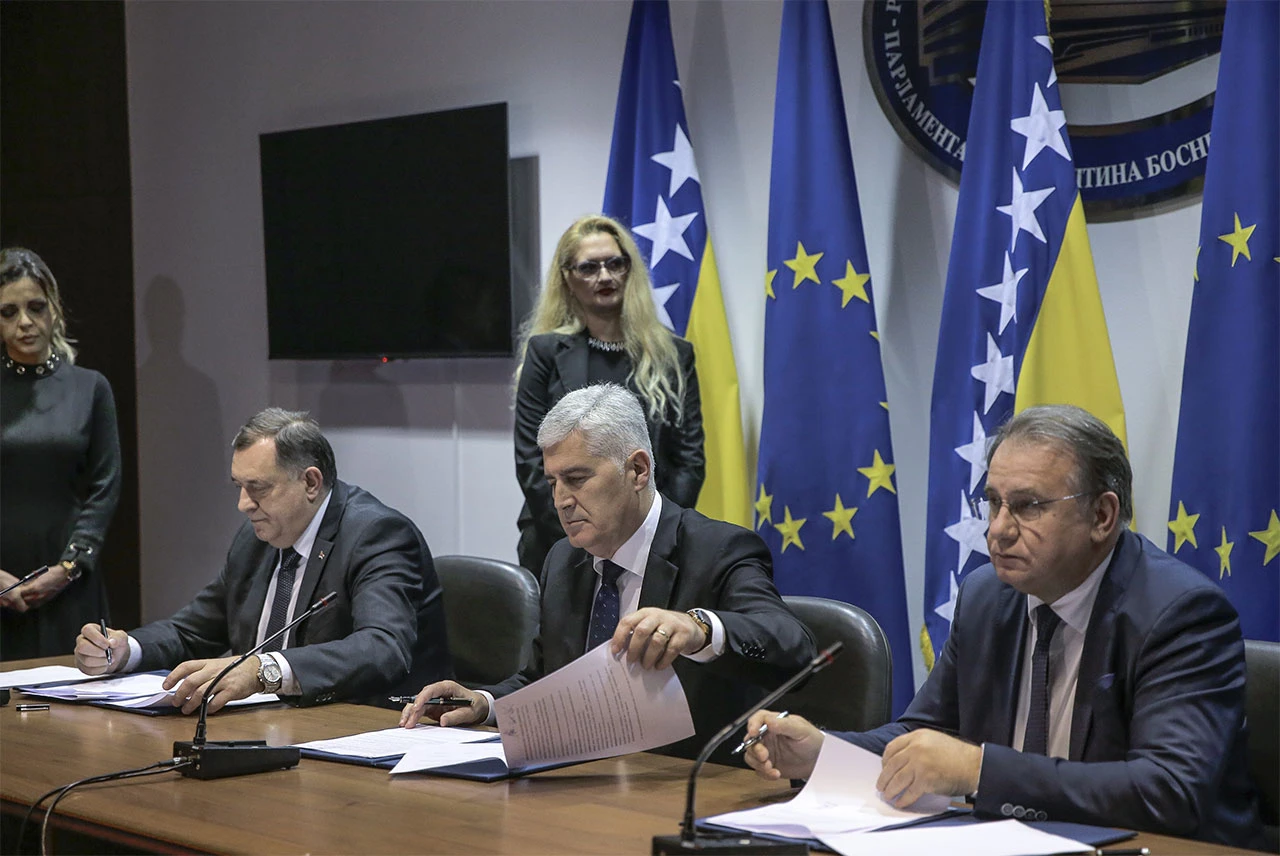 Trojica sjedaju u Mostaru: Ima li se što izgladiti?