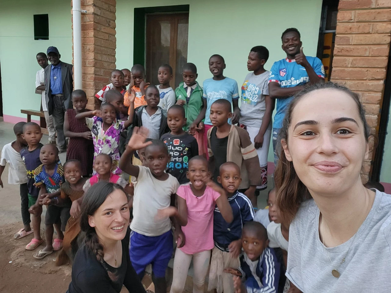 Mostarka o volontiranju u Africi - žive siromašan, a ispunjen život