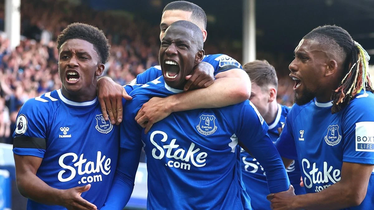 Everton se spasio, Leeds i Leicester završili u Championshipu 