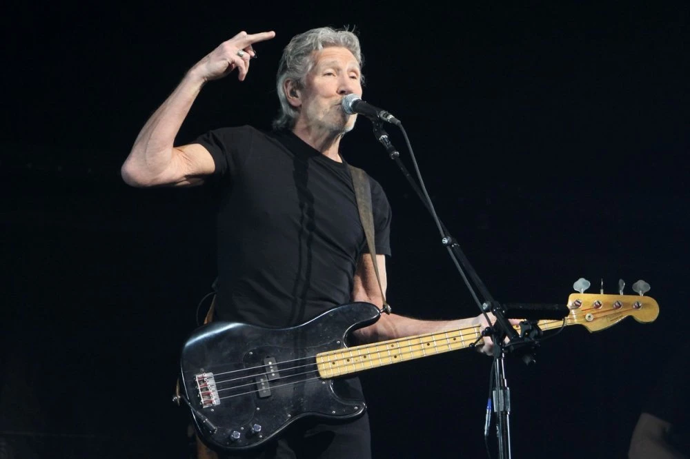 Roger Waters odgovorio na kritike zbog performansa, tvrdi da su politički motivirane