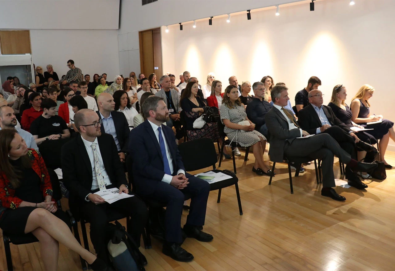 Mostar: Obilježena 25. godišnjica Mirovnog sporazuma na Veliki petak u Sjevernoj Irskoj