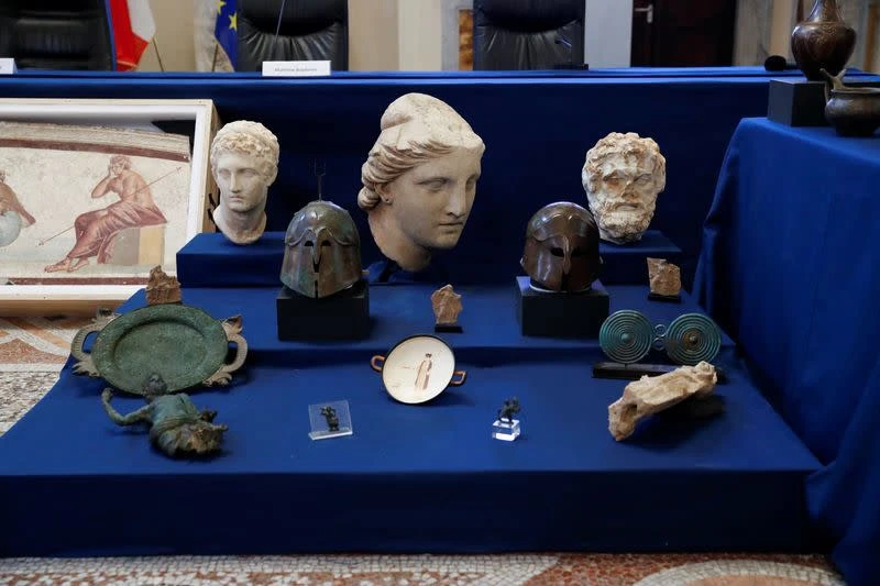 Talijanska policija zaplijenila tisuće opljačkanih arheoloških artefakata