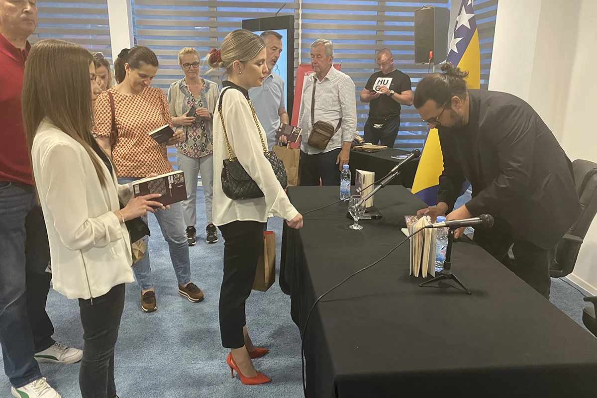 Knjiga "Antonije napušta Boga" promovirana u Mostaru
